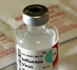 Vacuna contra la gripe durante el embarazo muestra beneficios inesperados