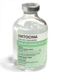 ¿Podría el aerosol nasal de la «hormona del amor» tratar el autismo? (oxitocina)