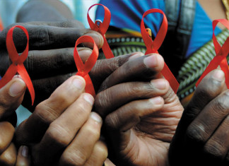 Proteína diseñada que bloquea todas las cepas conocidas de VIH