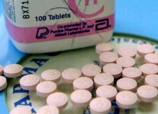 Uso crónico de opioides aumentan riesgos con cirugías y cesárea