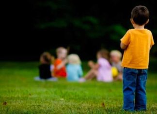 Síntomas del autismo se redujeron casi en un 50 por ciento dos años después de trasplante fecal